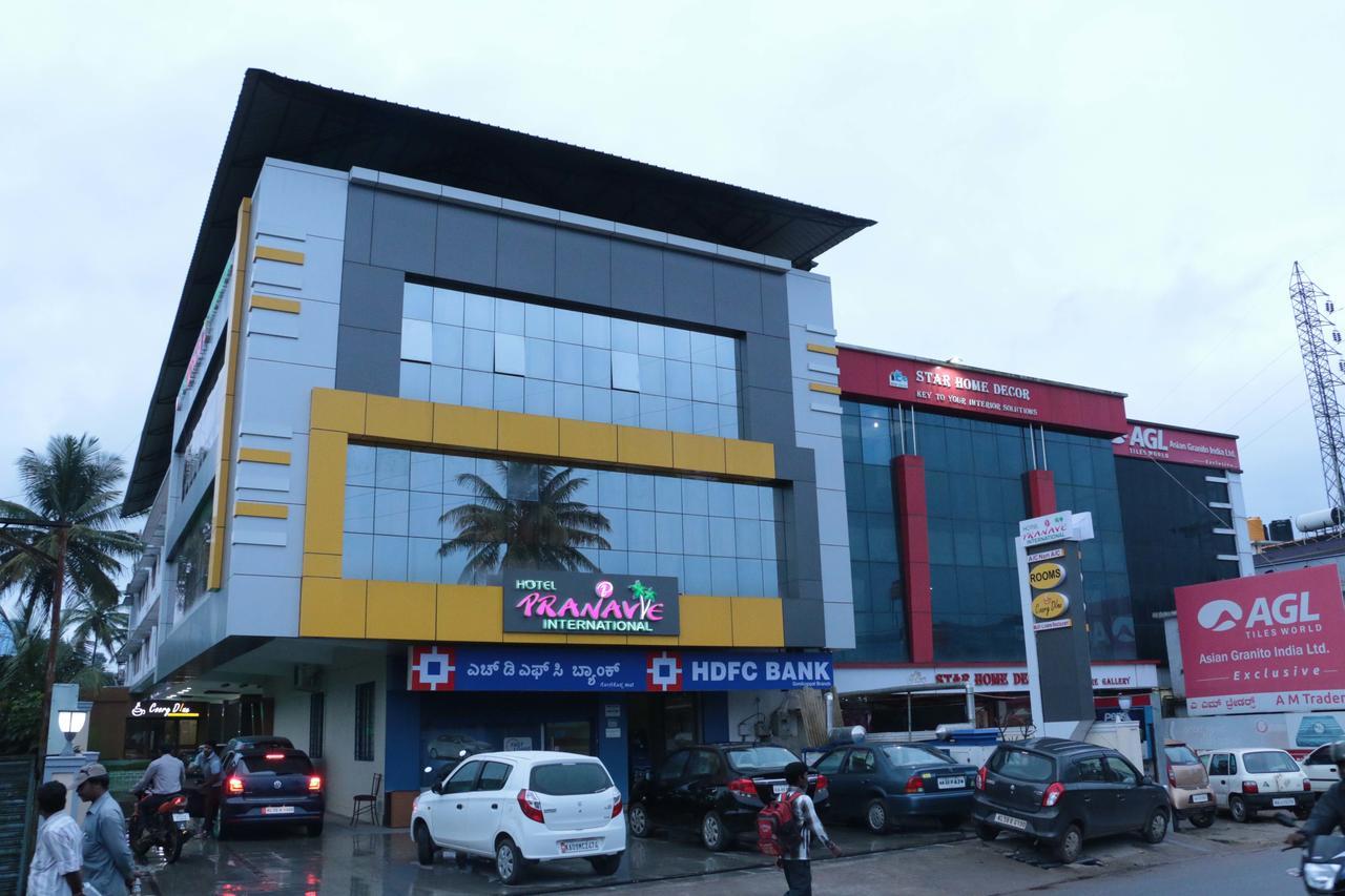 Hotel Pranav International-Fully Vaccinated Staff Gonikoppal Exterior photo